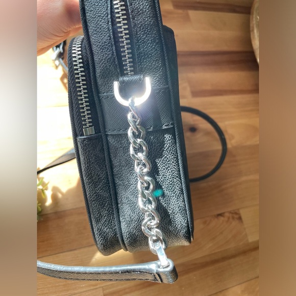 Black Pebble Leather Michael Kors Purse - Picture 11 of 11